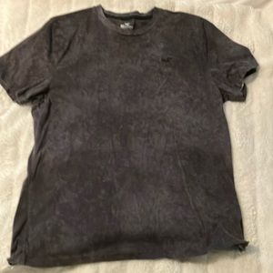 Hollister t-shirt
